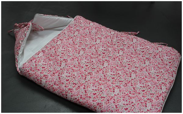 Le Trousseau Du Bebe Luciole Tutos Enfant Babymeetstheworld Le Trousseau Du Bebe Luciole Tutos Enfant Babymeetstheworld