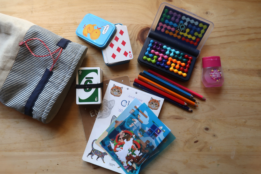 trousse enfant pour partir en vacances