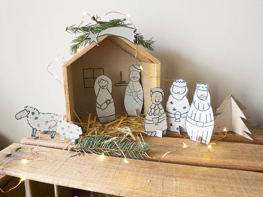 construire sa crèche de noel en carton