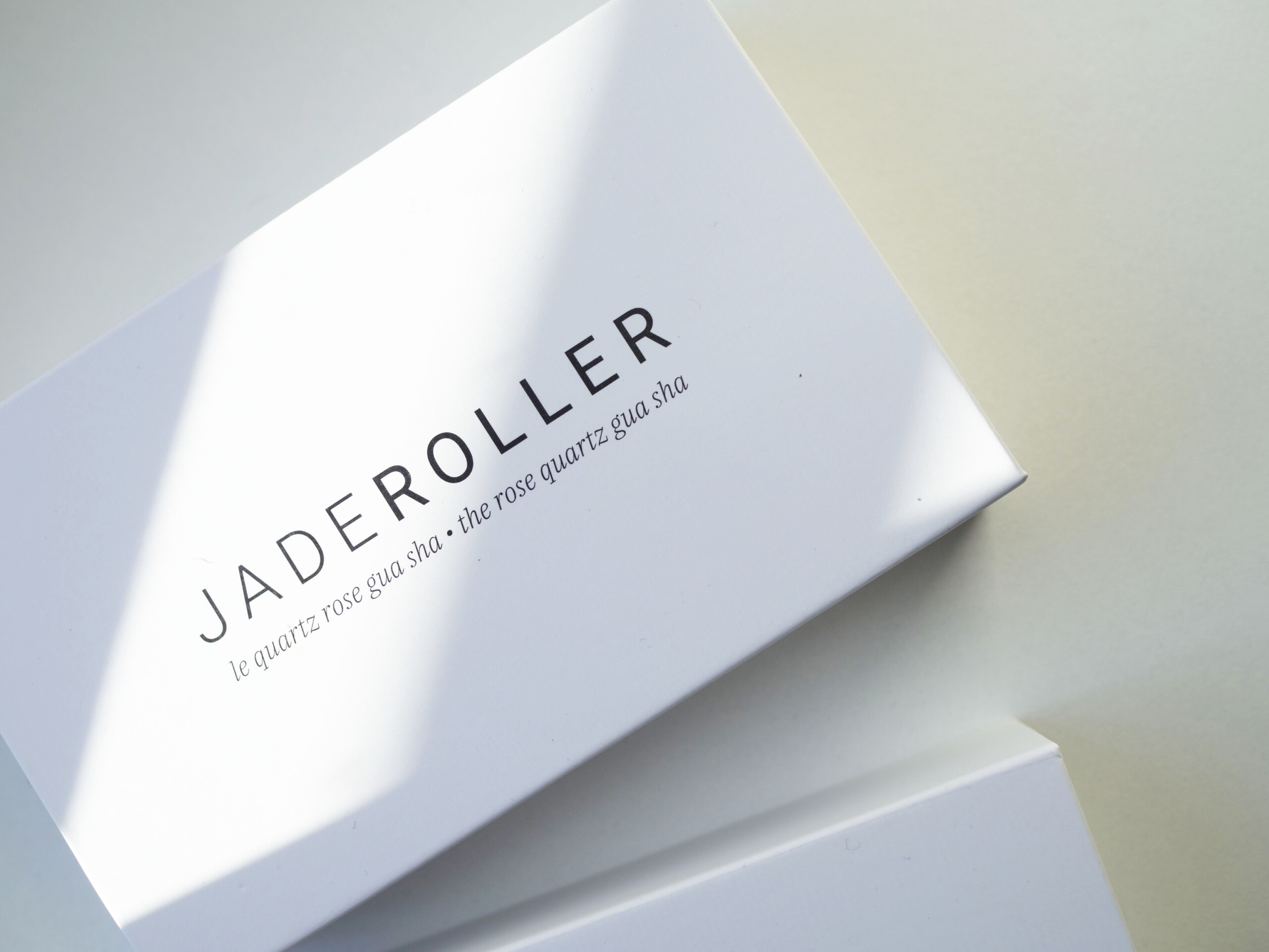 jade-roller